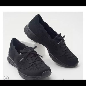 Sketchers memory foam 11w